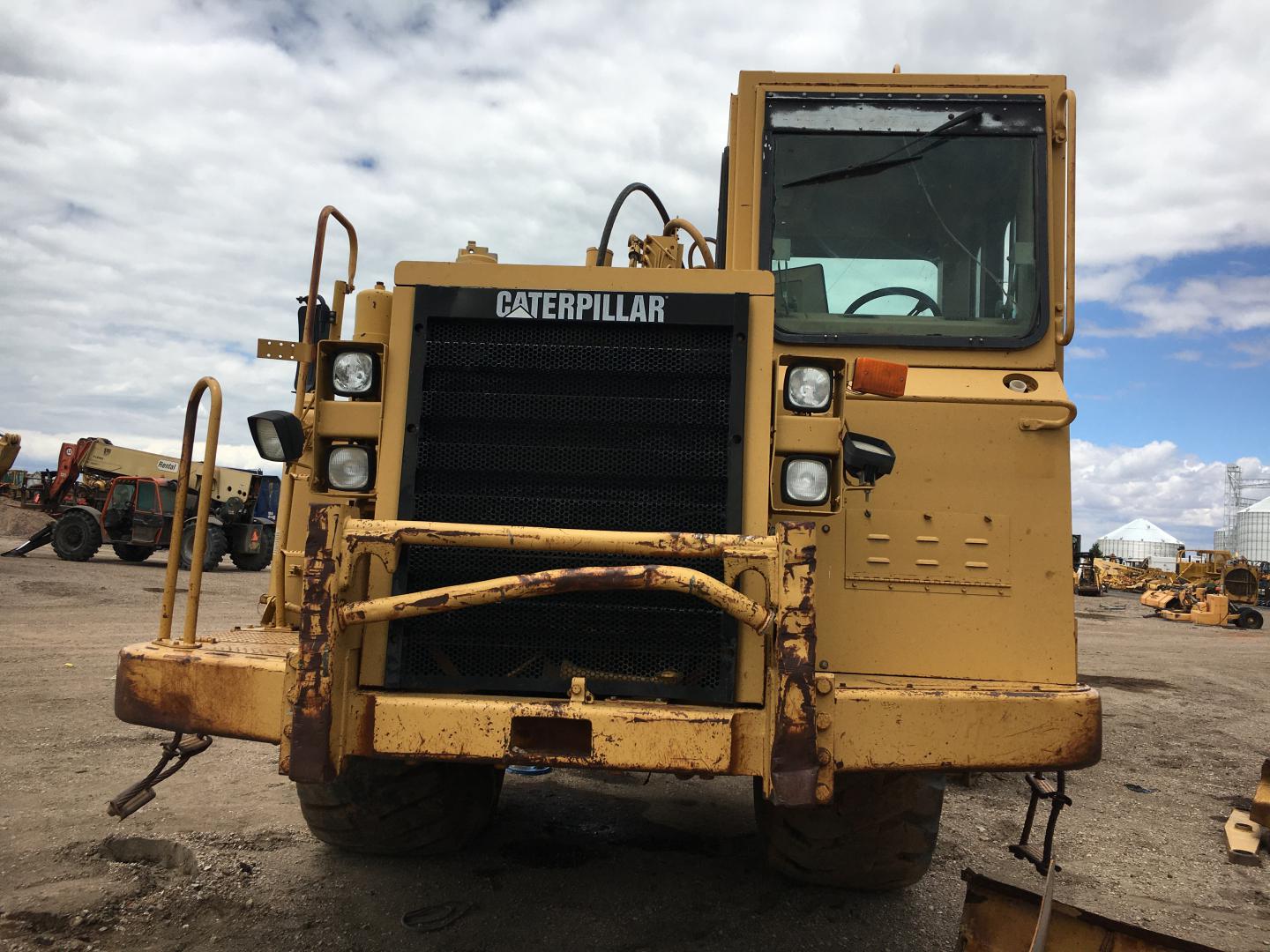 MOTOESCREPA CATERPILLAR 623F